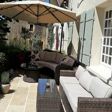 Le Montaigne Bed & Breakfast Saint-Alvere ภายนอก รูปภาพ