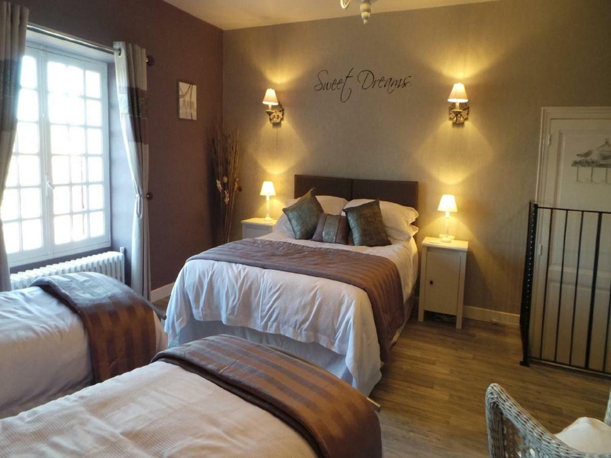 Le Montaigne Bed & Breakfast Saint-Alvere ภายนอก รูปภาพ