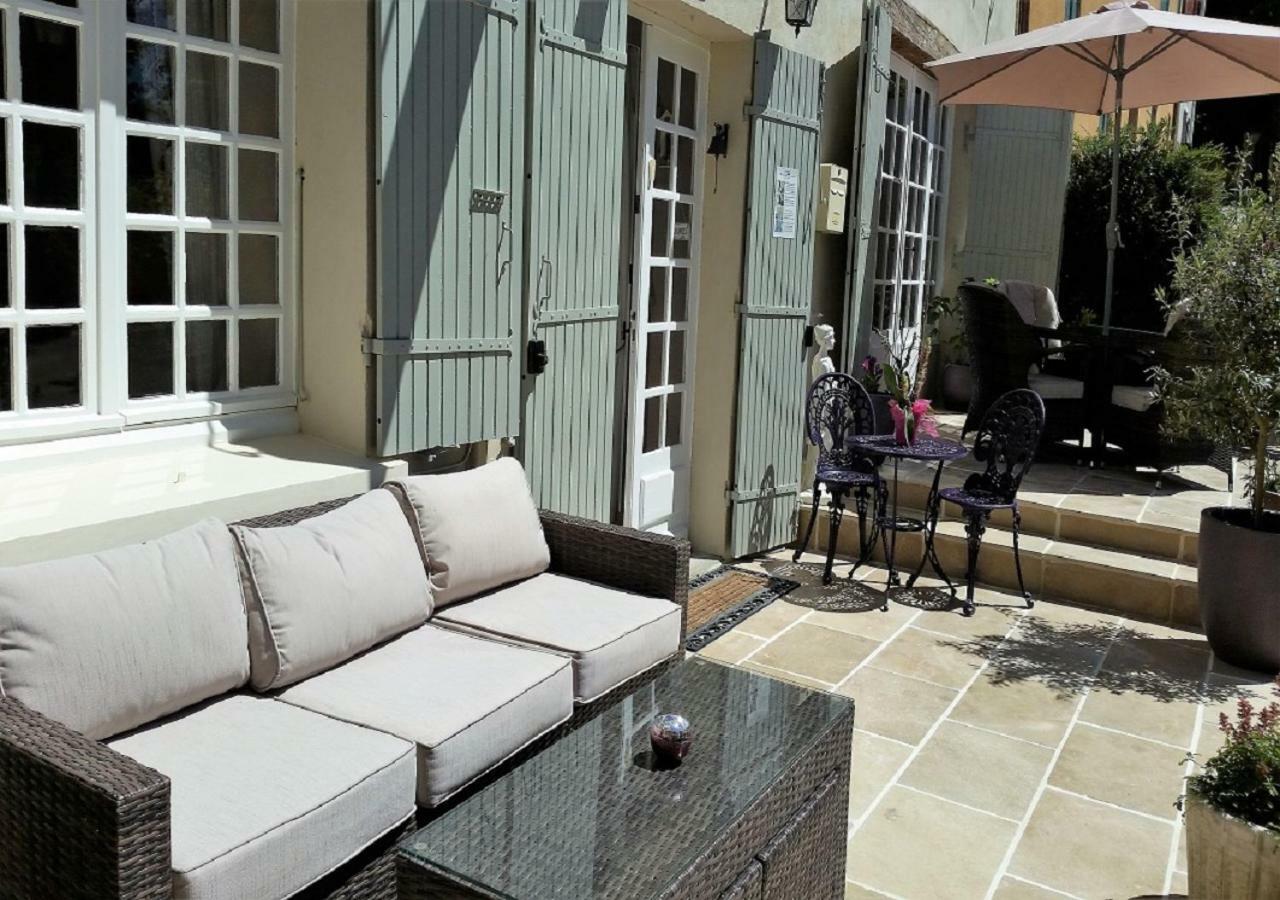Le Montaigne Bed & Breakfast Saint-Alvere ภายนอก รูปภาพ